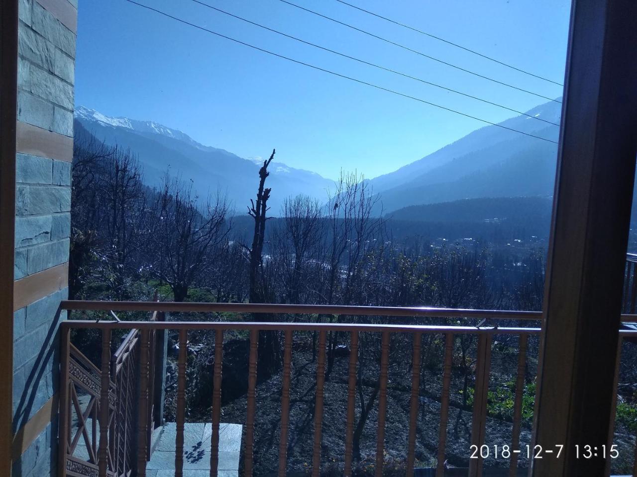 Sunface Homestay Manāli Exterior foto